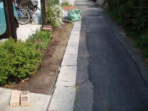 ���q�s�̉Ԓd�E�K�[�f�j���O