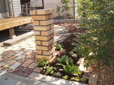 ���l�A���q�̃E�b�h�f�b�L